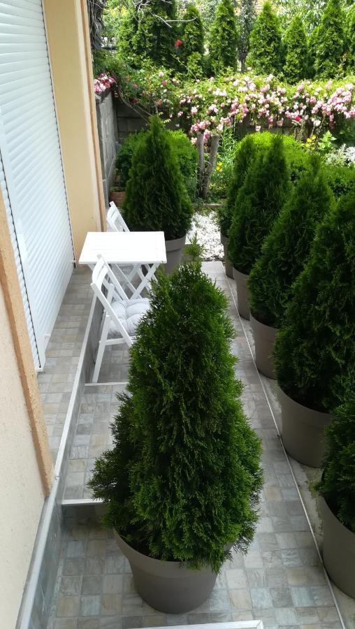 M4U Apartments Ni エクステリア 写真