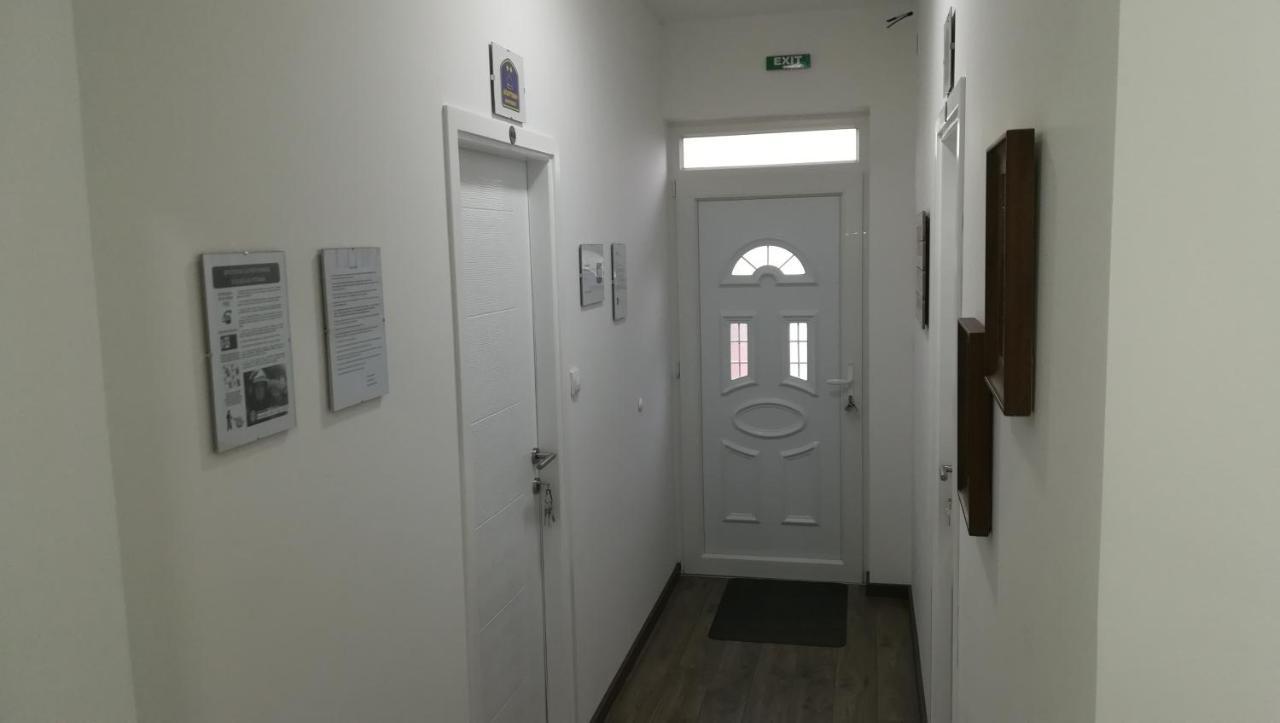 M4U Apartments Ni エクステリア 写真