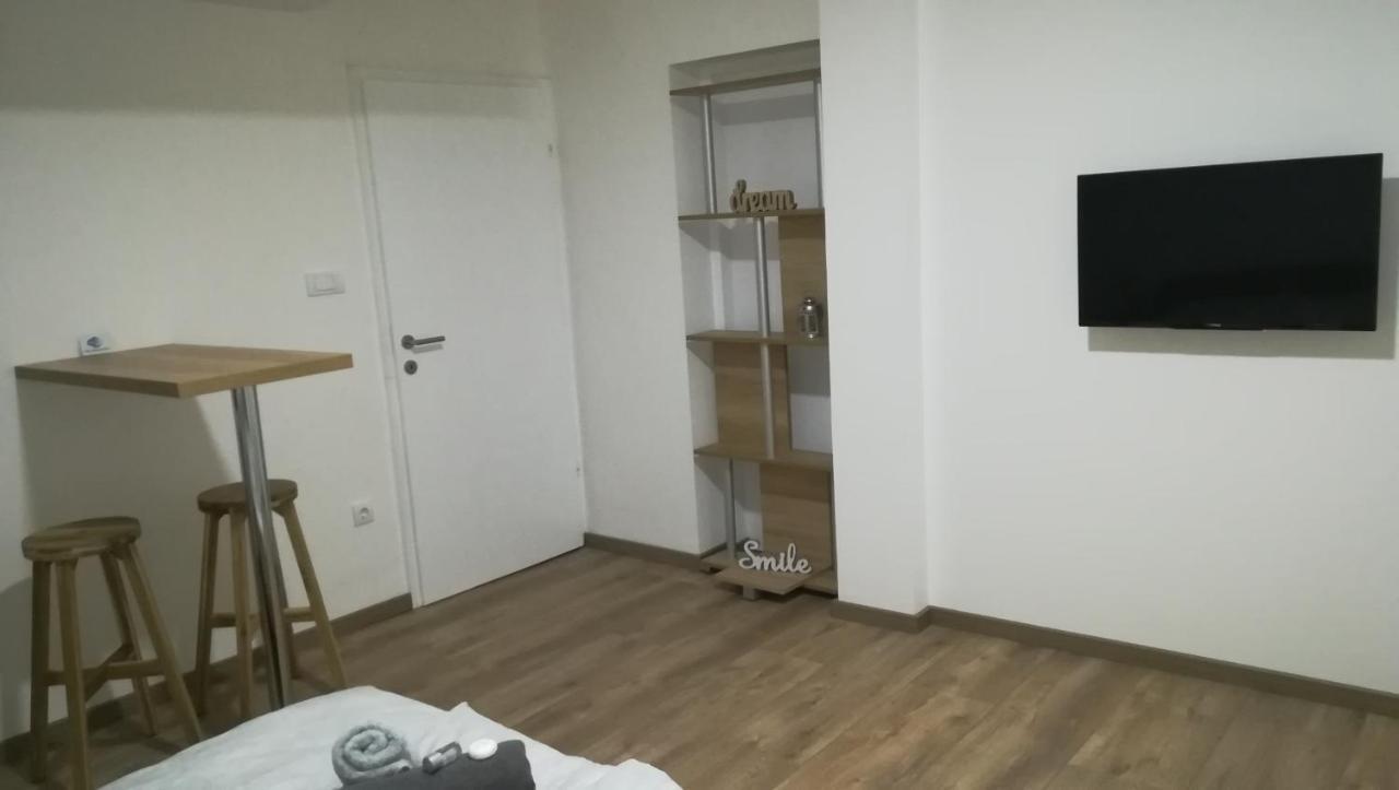 M4U Apartments Ni エクステリア 写真