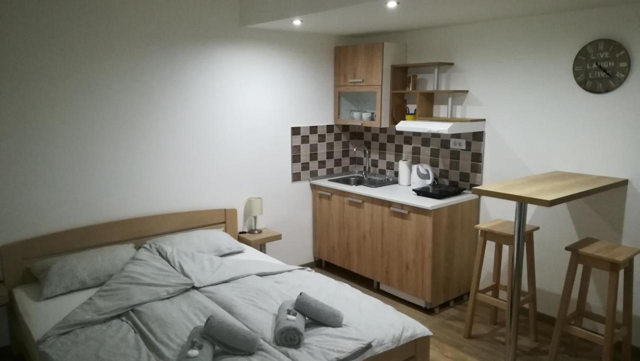 M4U Apartments Ni エクステリア 写真